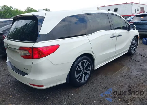 2018 Honda Odyssey Elite z USA, uszkodzony, nr VIN 5FNRL6H94JB008108